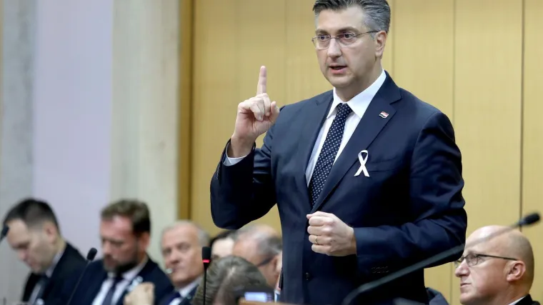 Plenković poručio prosvjetarima i sindikatima: 'Moraju prestati biti fiksirani na koeficijente'