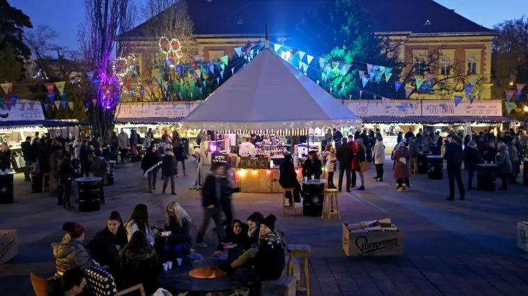 Otvoreno je popularno Fuliranje: I ove ćemo zime uživati u slasnim delicijama i odličnim koncertima