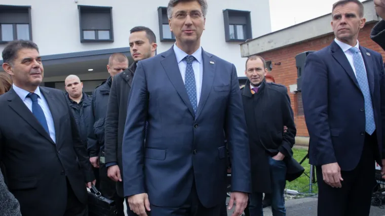 Plenković o referendumu u &scaron;kolama: 'Čekamo rezultate. Ovo sad vi&scaron;e nije normalna situacija'