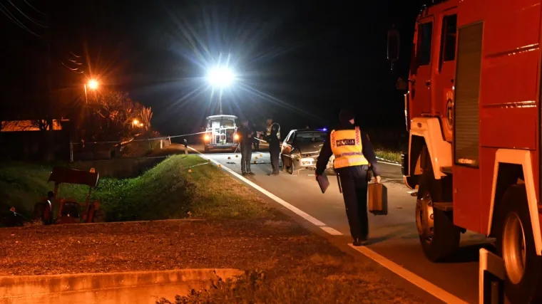 Vozio pijan pa udario u traktor: Traktorist ispao iz vozila, ravno pod kotač i preminuo