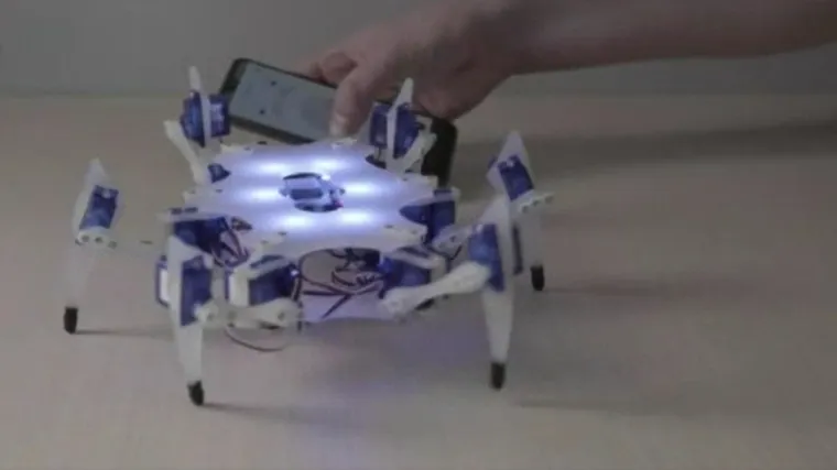 Hrvatski robot hit u američkim &scaron;kolama: 'Želimo &scaron;kole pretvoriti u laboratorije novog doba'