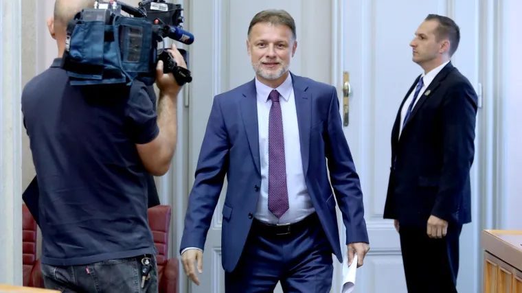 'Sa sindikatima smo postigli kompromis koji je očuvao financijsku stabilnost za 2020.'