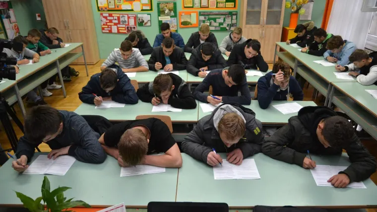 Stigli rezultati PISA testova, učenici se nisu proslavili, a Divjak poručila: 'To nije dobra vijest'