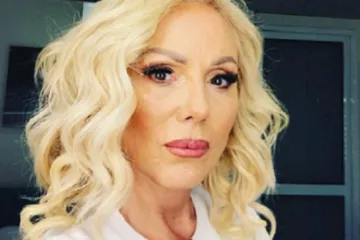 'Glavni kirurg me tri puta udario po dupetu i rekao...'