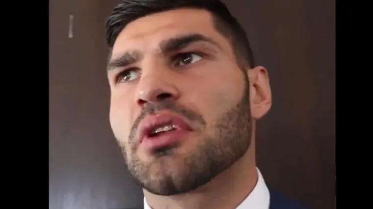 Hrgović stigao na boksački spektakl godine i odmah uzburkao duhove