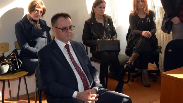 Suđenje Tomaševiću za obiteljsko nasilje vraća se na početak? Zbog mogućeg sučevog unaprijeđenja