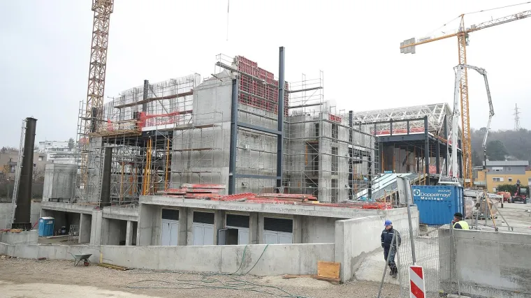 Petek: 'Postaje li žičara spomenik Bandiću ili megaprojekt za pranje i izvlačenje gradskog novca?'