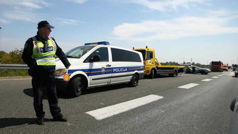 Promet teče otežano i usporeno