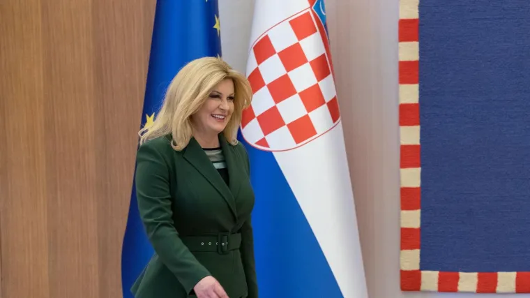 Grabar Kitarović: 'Hrvatska na ovim izborima neće nasjesti na one koji govore normalno'
