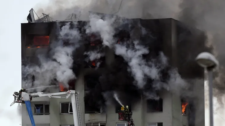 Petero mrtvih u eksploziji plina u stambenoj zgradi u Slovačkoj: Vatra se pro&scaron;irila na pet katova