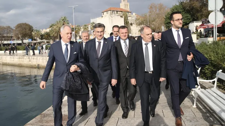 Plenković odgovorio Milanoviću: 'Ja sam uvjeren da ljudi ne pate od amnezije, znat će...'