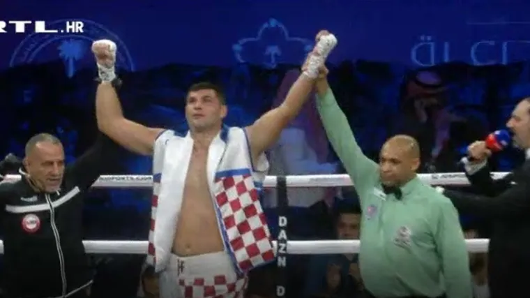 Hrgović nakon meča pozdravom kupio publiku pa poručio: 'Za godinu dana mogu biti prvak!'
