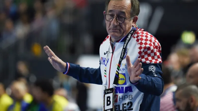 Izbornik objavio skraćeni popis, u stručni stožeru vratio biv&scaron;eg pomoćnika