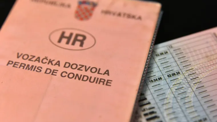 Hrvatske vozačke dozvole ubuduće će vrijediti i u SAD-u, Kanadi, Argentini ...