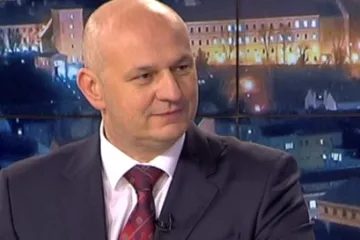 'Protukandidati su kukavice!; 'Ne želim biti novi Tuđman. On je Hrvatsku stvorio da bi je uništio'