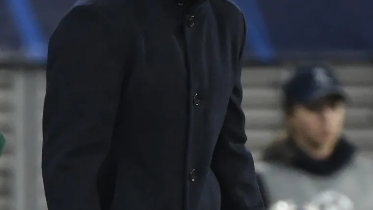 On je najmlađi trener ikada koji je uspio odvesti momčad do vrha skupine Lige prvaka