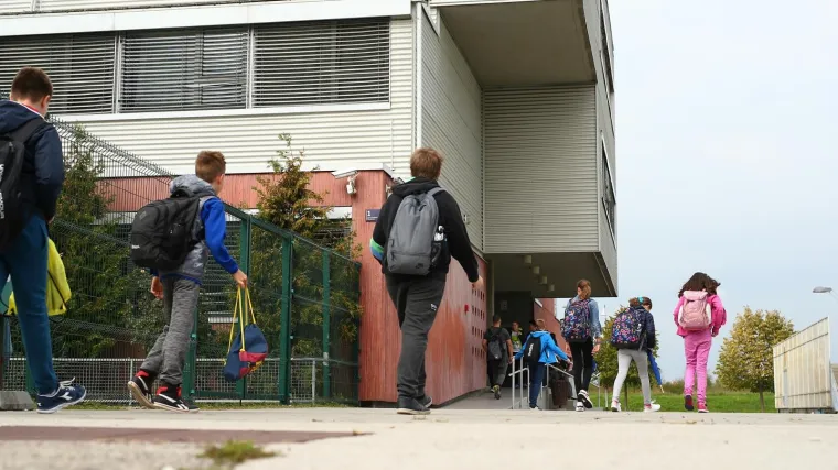 Dogovorili se ravnatelji i Grad, svi moraju završiti u isto vrijeme; Izuzetak - maturanti