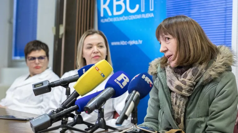Prva takva operacija u Hrvatskoj: Liječnici iz Rijeke vratili glas dvjema pacijenticama