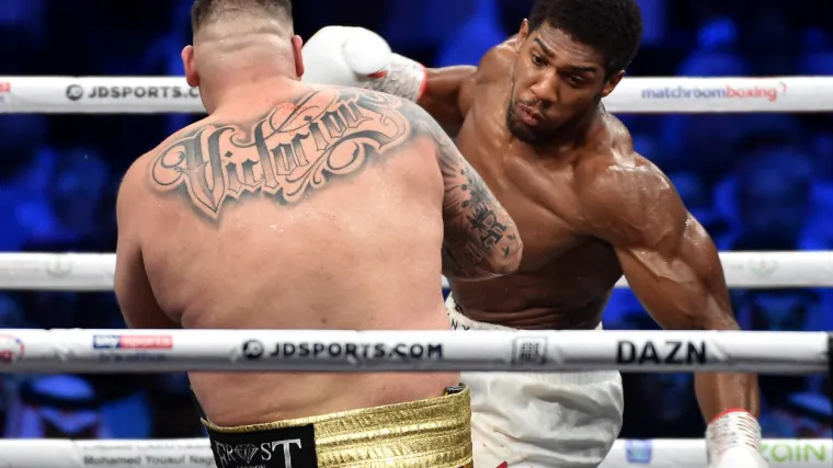 Službeno mu naređeno s kim mora u ring ili ostaje bez naslova, oglasio se i moćni promotor