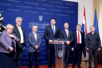 Izbori su prekretnica između građanske i ekstremno desne RH