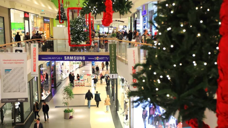 Psiholog otkriva za&scaron;to toliko tro&scaron;imo za blagdane: 'Za sve je krivo blje&scaron;tavilo...'