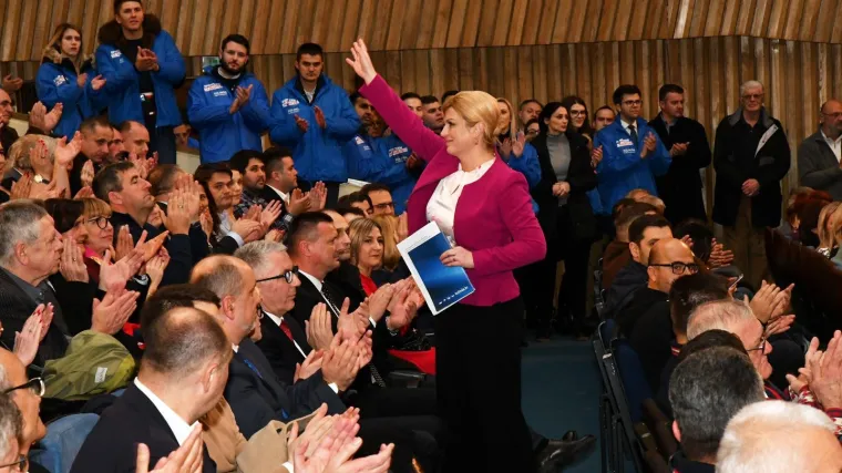 'Ja sam uvijek bila takva. Jučer Josipović, danas &Scaron;koro, sutra Milanović. Pa dokle će to tako'