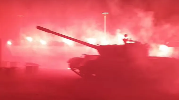 Ovako su Delije kod tenka na Marakani pozvale na proslavu naslova