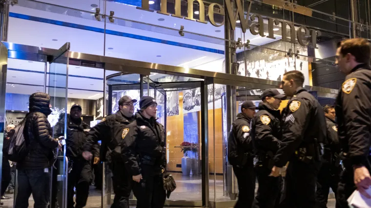 Napad u trgovačkom centru u Oregonu: Pomahnitali mu&scaron;karac sijekao ljude nožem