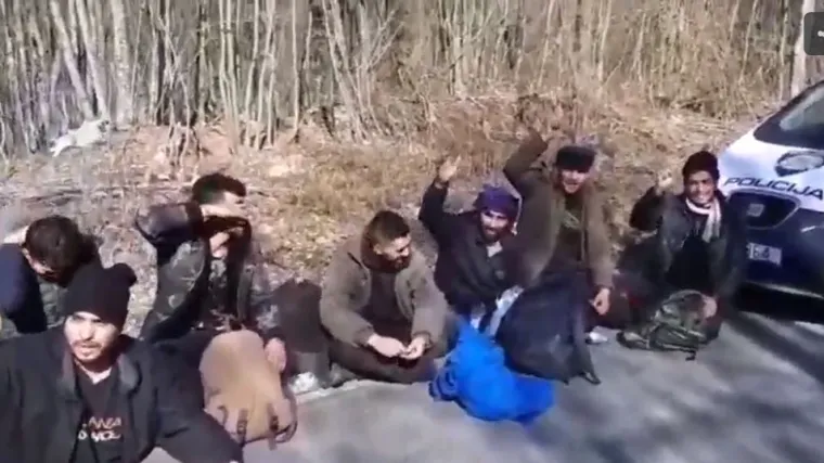 Ukrajinac koji je bježao policiji kombijem punim migranata: Dobio je paprenu kaznu!