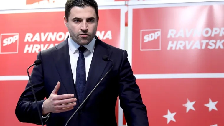 'DORH već danas treba pozvati Grabar-Kitarović da objasni navode o korupciji u SOA-i'