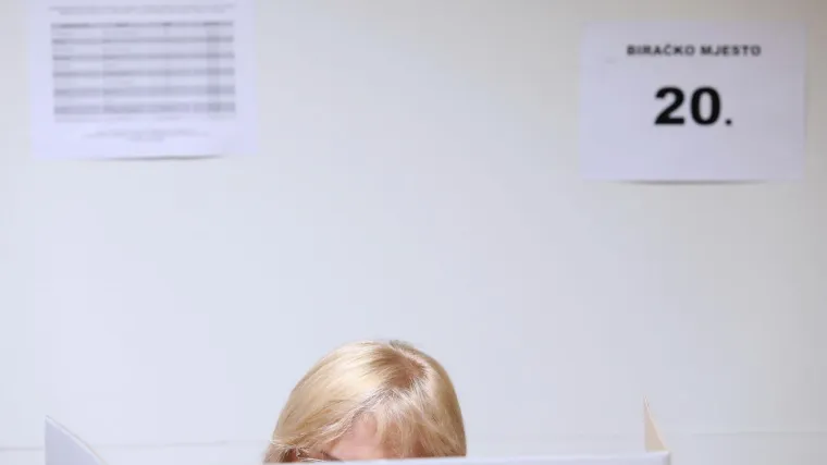 'Omogućite im da ostvare biračko pravo'