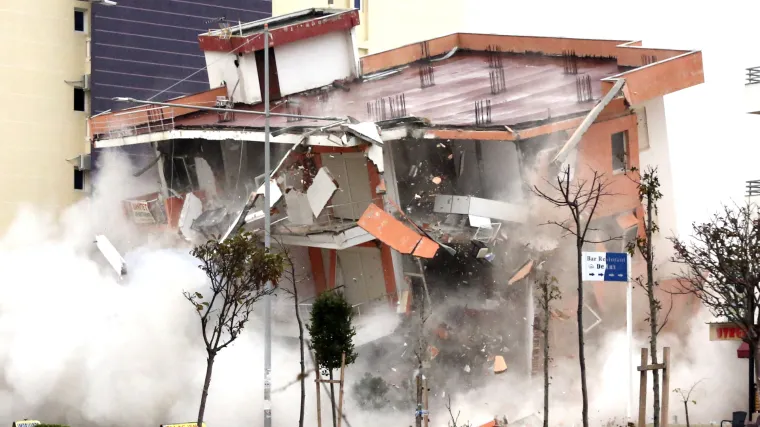 Jači potres ponovno zatresao Albaniju! Stanovni&scaron;tvo u panici u Tirani i Draču