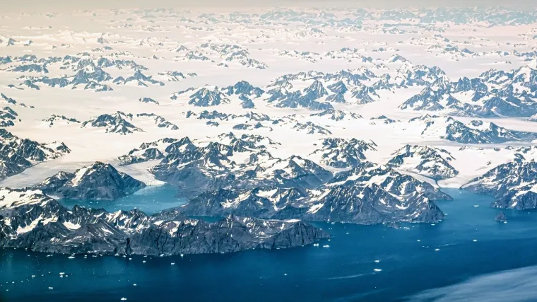 Mogla bi se protezati čak 1600 kilometara ispod ledenog pokrivača Grenlanda