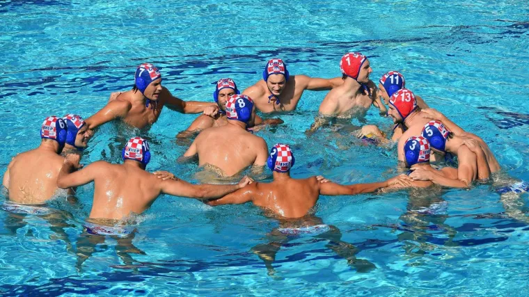 Grčka je bila prejaka, za broncu igraju protiv Italije