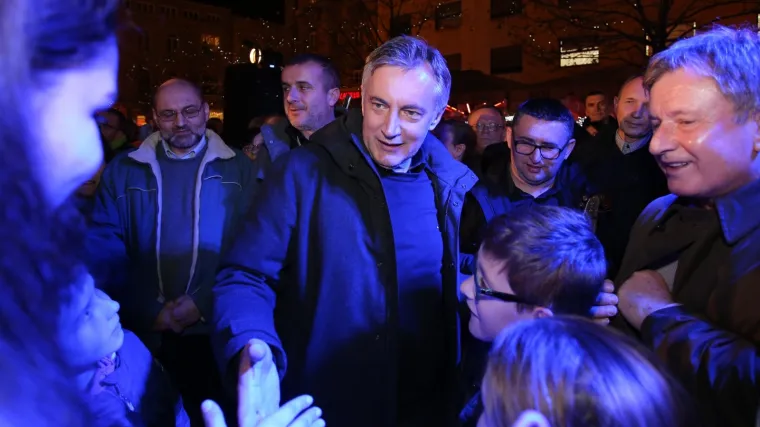 'Tro&scaron;imo novce bezveze. Dovoljan će biti jedan krug'