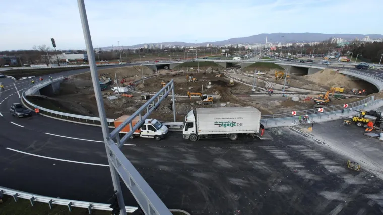 Poznato je kad zavr&scaron;avaju radovi na Rotoru i kada će krenuti tramvaji