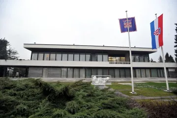 Predsjednički izbori: Od ponoći vlada izborna šutnja