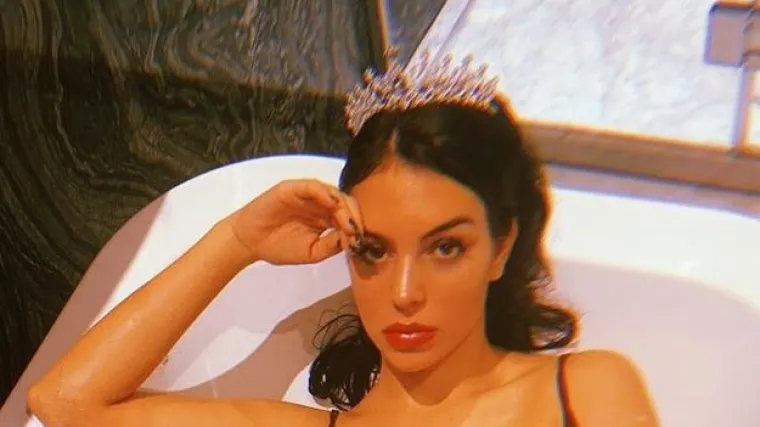 Ronaldova djevojka opet je zapalila internet
