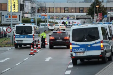 Iz hladnjače u Njemačkoj spasili 11 Afganistanaca: Vozač nije znao da se u vozilu skrivaju migranti?