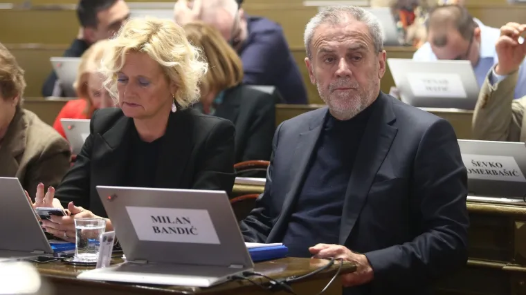 Korupcija na Adventu: Bandićeva većina odlučila da gradonačelnik ne mora Skup&scaron;tini 'položiti' račune