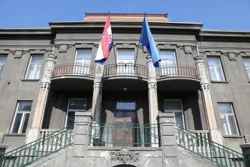 Popis što sve spada u javne službe