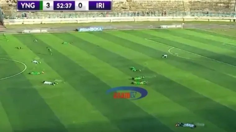 Bilo je sve normalno, a onda su u jednom terenu igrači samo popadali na travnjak