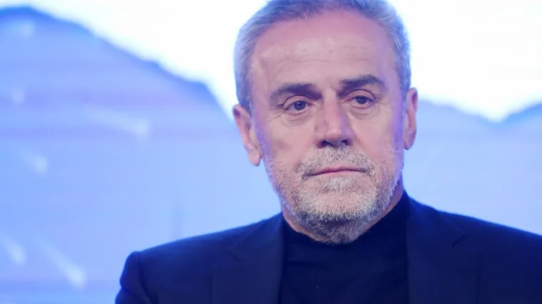 'On ne&scaron;to stalno jamra, deplasirano je opet se nalaziti s njim'