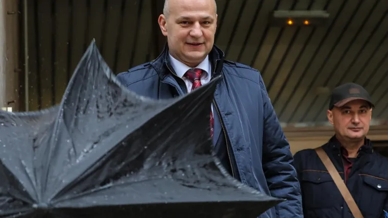 Bio je vrlo samouvjeren, ali sinoć je primio bolan udarac. Evo &scaron;to je poručio jutros