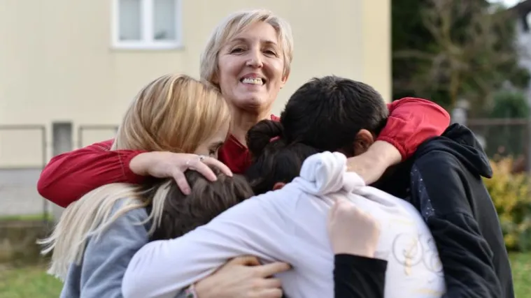 Priča o dobroti: Varaždinka Marija je u svoj dom primila desetero djece i pružila im majčinsku ljubav