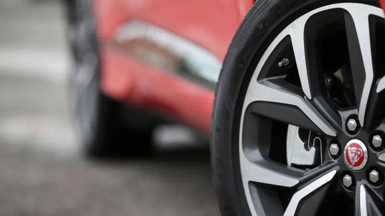 Vozačica udarila mu&scaron;karca pa pobjegla s mjesta nesreće! Kasnije se vratila po retrovizor