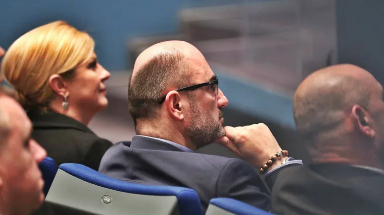 Ključan HDZ-ov operativac se kocka i trguje na terenu, a pitanje je dokad Milanović može izbjegavati mamac