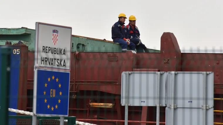 Prilika za hrvatske radnike! Bogata europska zemlja od proljeća nudi velike plaće zanatlijama