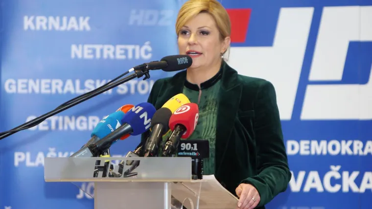 Sad tvrdi da nije, evo snimke iz koje je sve jasno