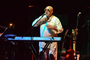 Preminuo Neil Innes, autor glazbenih hitova za Monty Python